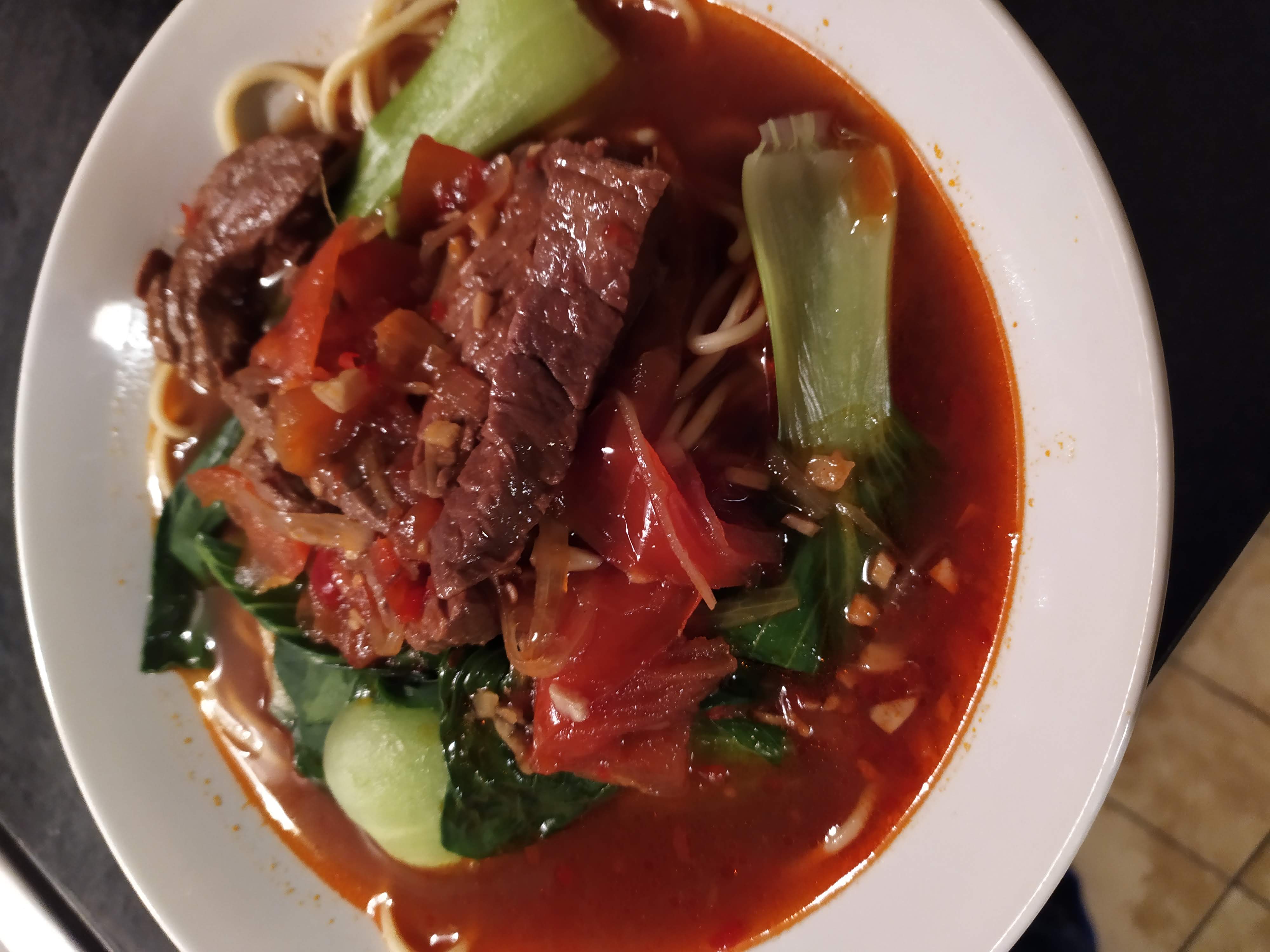 beef-noodle-broth